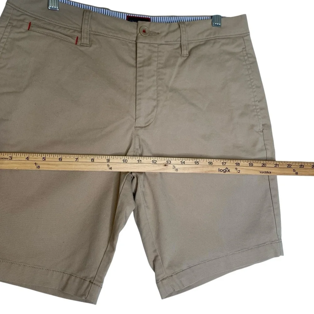 UNTUCKit chino shorts